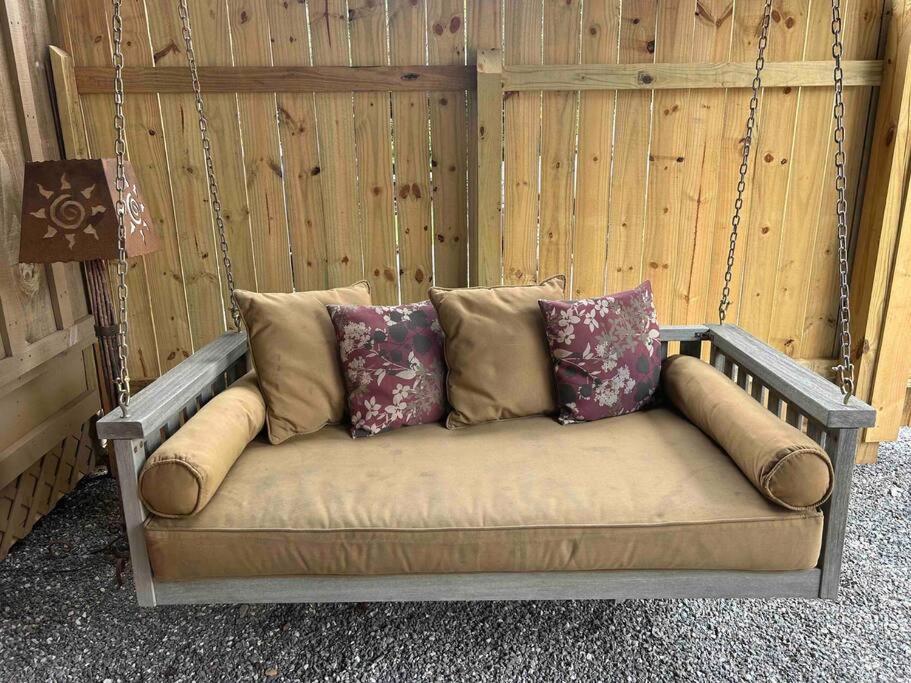 Blissful Nook Tiny Home ~ Cozy Retreat W/ Hot Tub; Near Town And Deep Creek บรายซันซิตี ภายนอก รูปภาพ